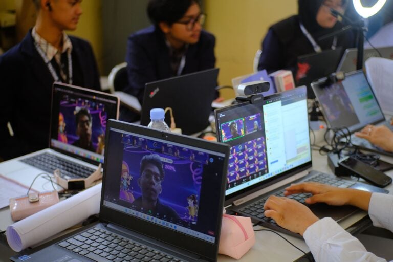 After Report COMPEX 2024: Gerbang Emas Bagi Mahasiswa Baru Prodi Bisnis Digital untuk Berprestasi